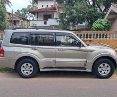 Mitsubishi Montero V6 - Fully Loaded