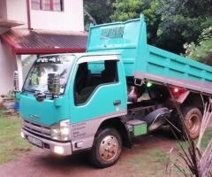 ISUZU Tipper